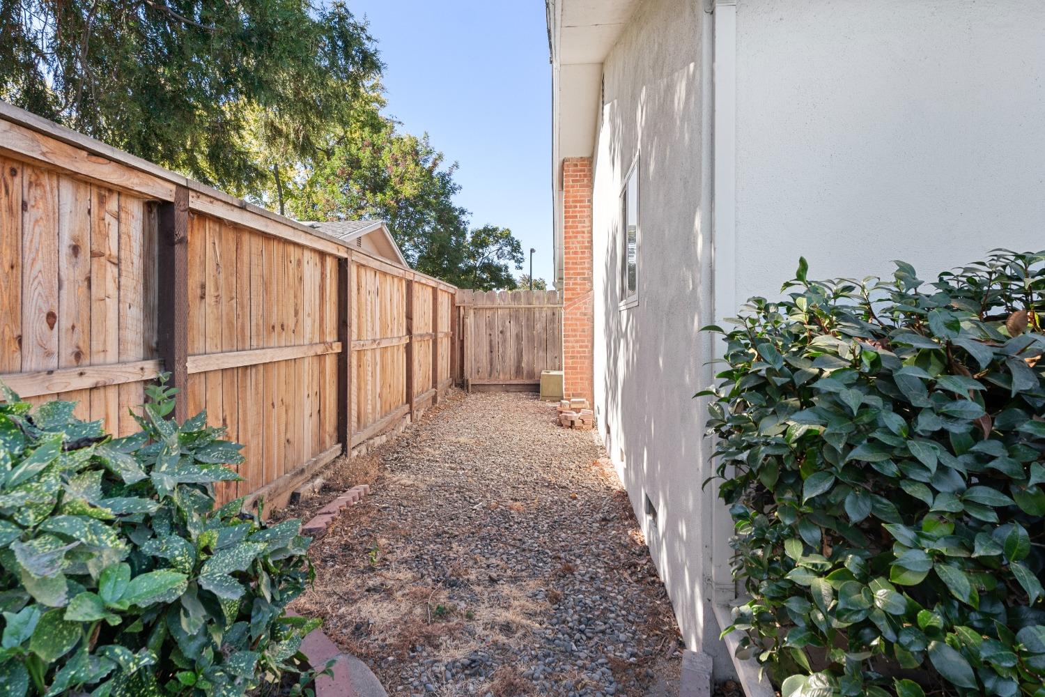 Detail Gallery Image 36 of 37 For 6748 N Pershing Ave, Stockton,  CA 95207 - 3 Beds | 1/1 Baths