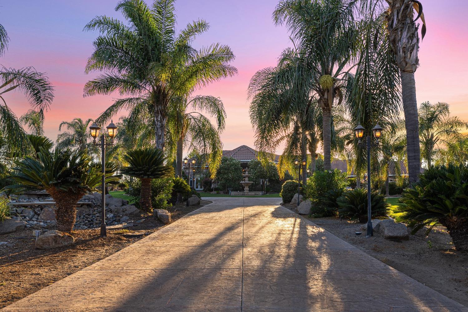 Detail Gallery Image 7 of 60 For 19149 Saint John Rd, Escalon,  CA 95320 - 6 Beds | 6/1 Baths