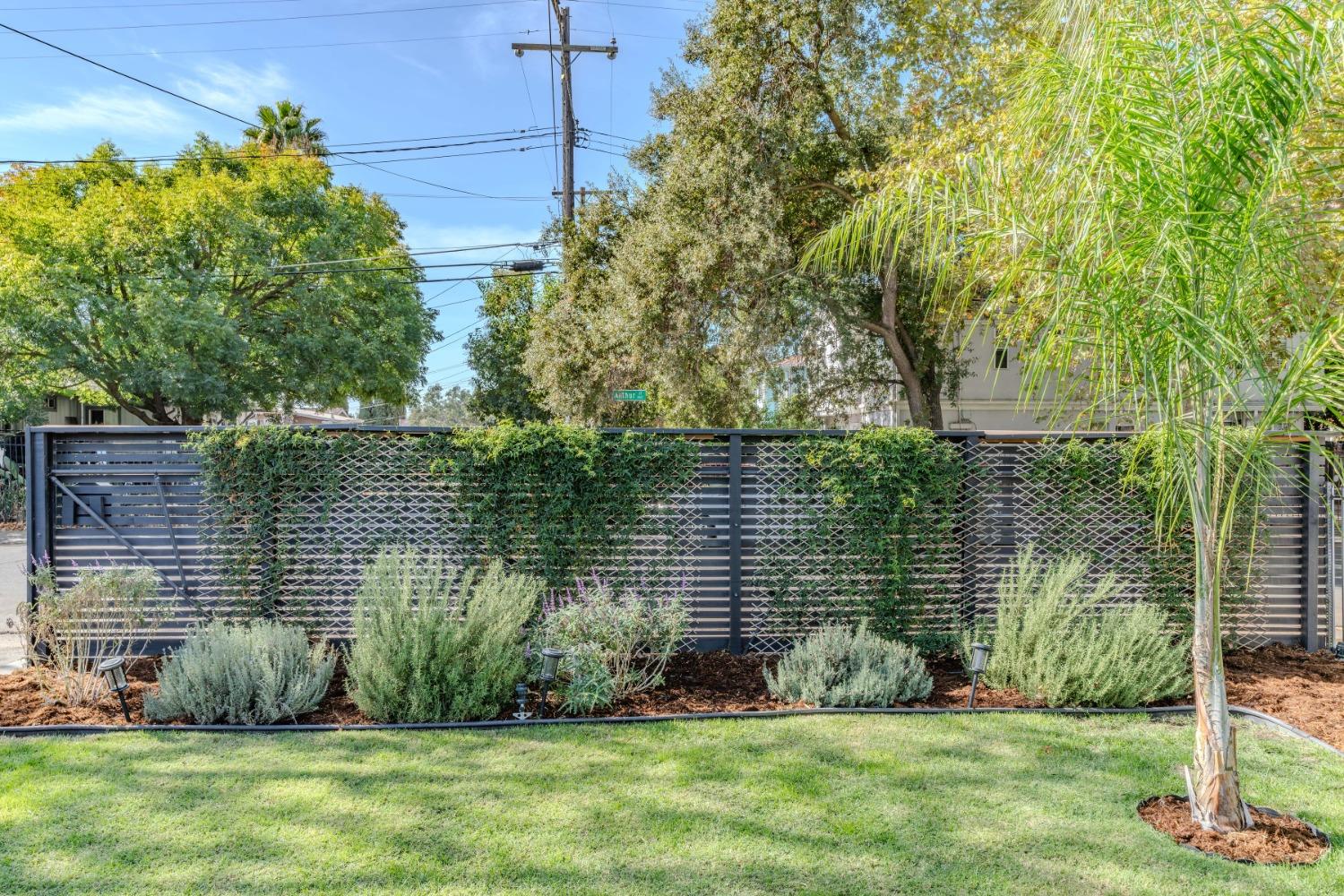 Detail Gallery Image 21 of 32 For 613 Macarthur St, Sacramento,  CA 95838 - 2 Beds | 1 Baths