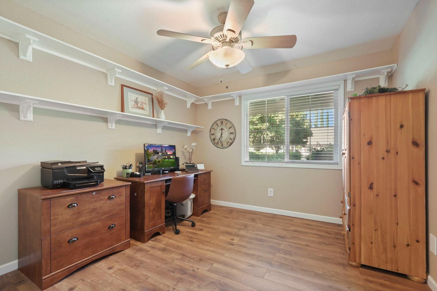 Detail Gallery Image 10 of 43 For 2846 Smoke Tree Cir, Stockton,  CA 95209 - 3 Beds | 2 Baths