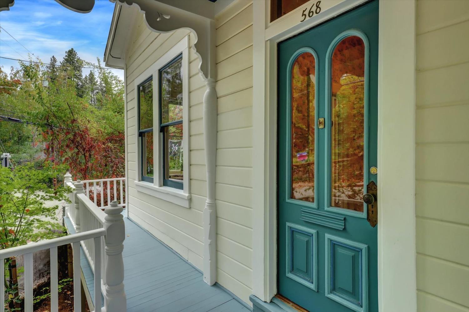 Detail Gallery Image 48 of 69 For 568 E Broad St, Nevada City,  CA 95959 - 3 Beds | 3 Baths