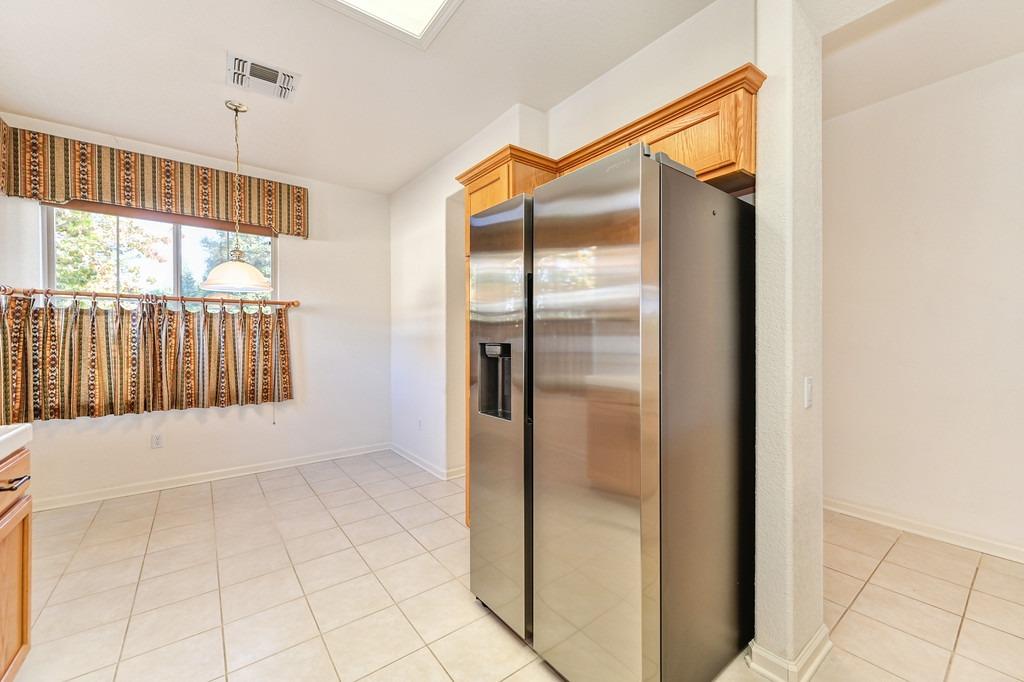 Detail Gallery Image 10 of 29 For 1621 Hackberry Ln, Lincoln,  CA 95648 - 2 Beds | 2 Baths