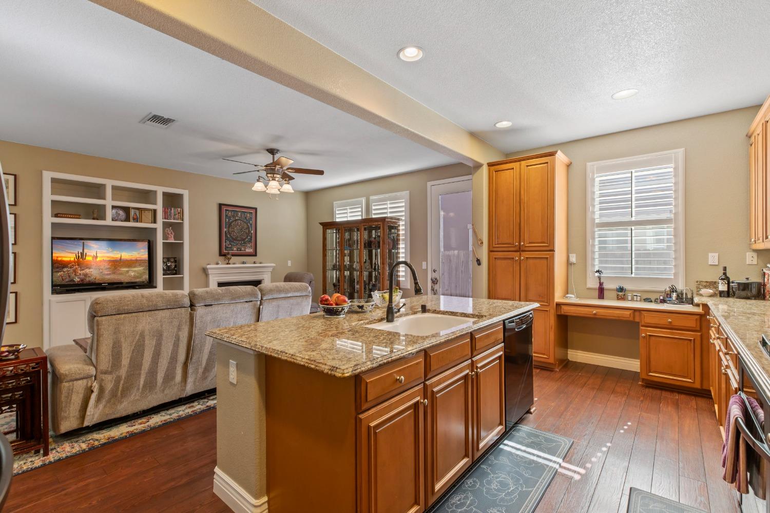 Detail Gallery Image 10 of 30 For 3848 Purple Finch Ln, Modesto,  CA 95355 - 3 Beds | 2/1 Baths