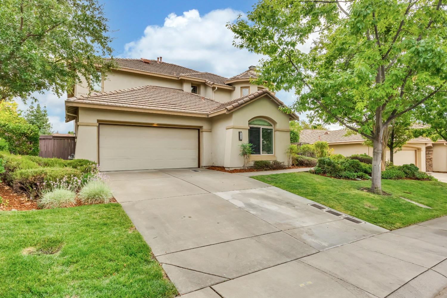 Detail Gallery Image 12 of 73 For 6024 Brogan Way, El Dorado Hills,  CA 95762 - 6 Beds | 5 Baths