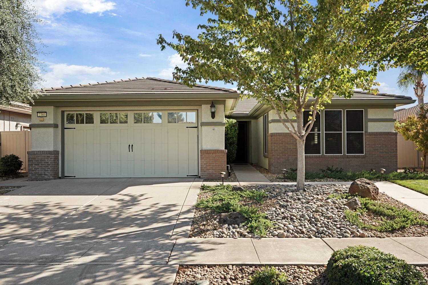 Detail Gallery Image 6 of 79 For 2380 Nutwood Pl, Manteca,  CA 95336 - 2 Beds | 2 Baths