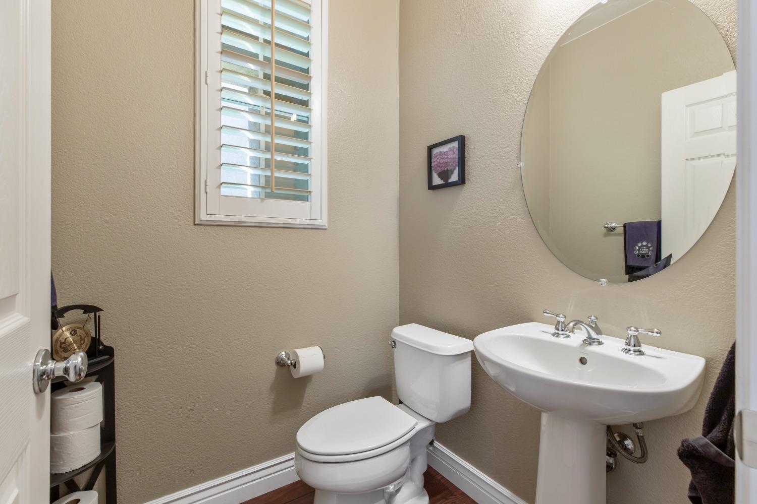 Detail Gallery Image 11 of 30 For 3848 Purple Finch Ln, Modesto,  CA 95355 - 3 Beds | 2/1 Baths