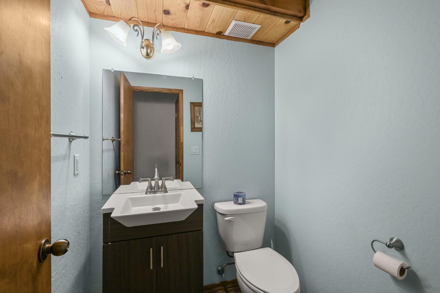 Detail Gallery Image 19 of 29 For 3633 Fairway Dr #172,  Arnold,  CA 95223 - 3 Beds | 2/1 Baths