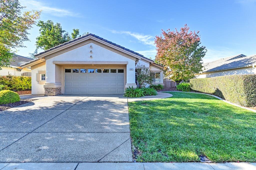 Detail Gallery Image 1 of 29 For 1621 Hackberry Ln, Lincoln,  CA 95648 - 2 Beds | 2 Baths