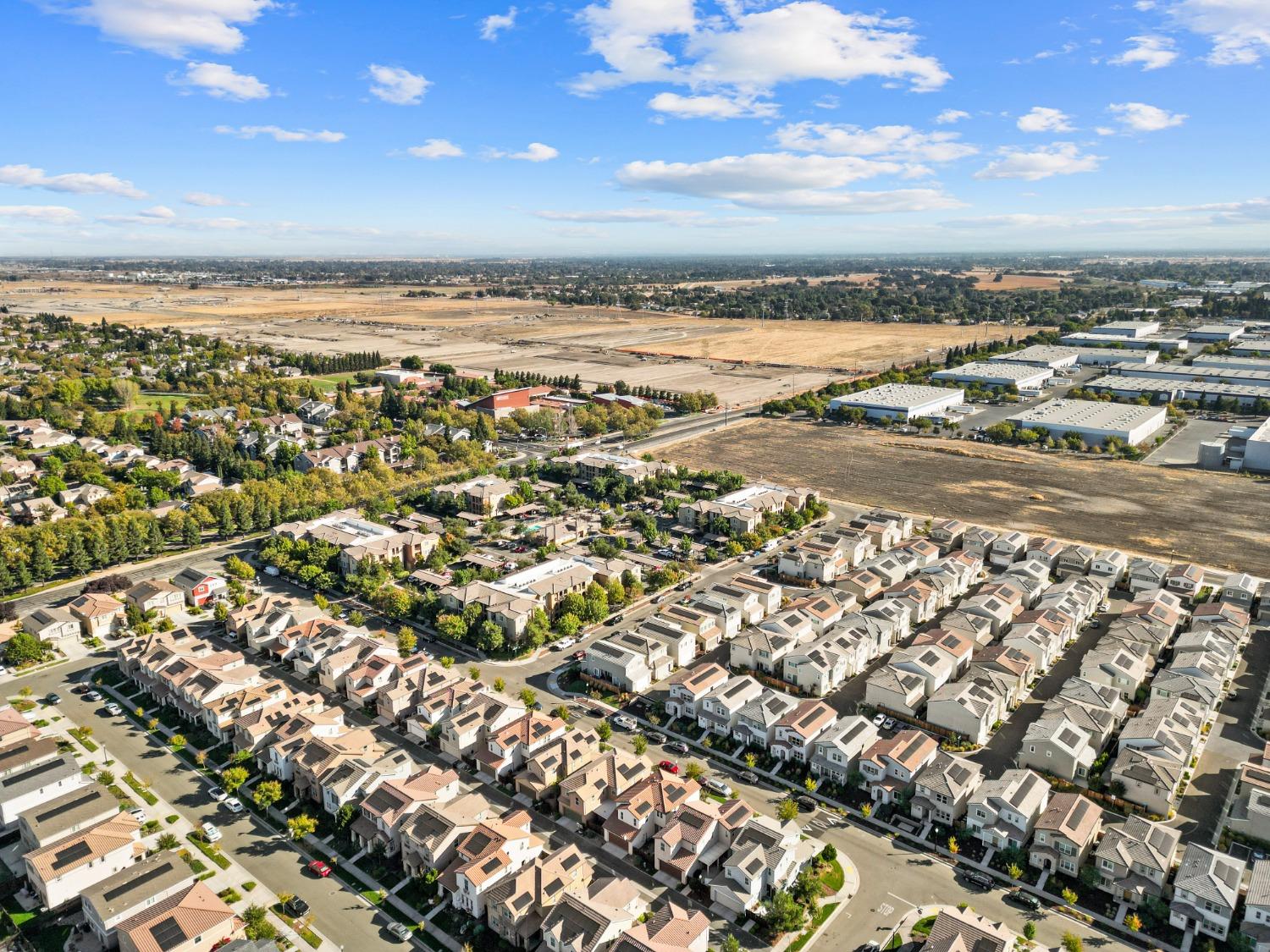 Detail Gallery Image 28 of 34 For 4544 Juneberry Dr, Sacramento,  CA 95834 - 3 Beds | 2/1 Baths