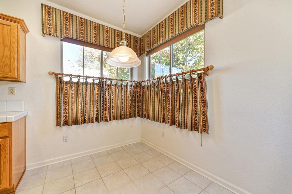 Detail Gallery Image 6 of 29 For 1621 Hackberry Ln, Lincoln,  CA 95648 - 2 Beds | 2 Baths