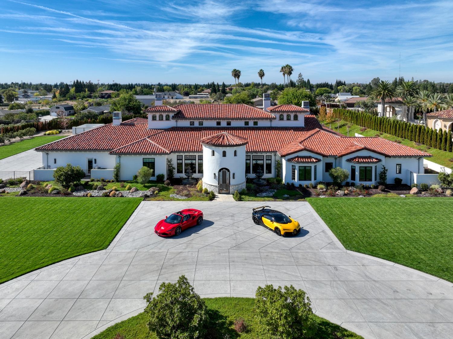 Detail Gallery Image 2 of 99 For 9050 Chelshire Estates Ct, Granite Bay,  CA 95746 - 4 Beds | 4/3 Baths