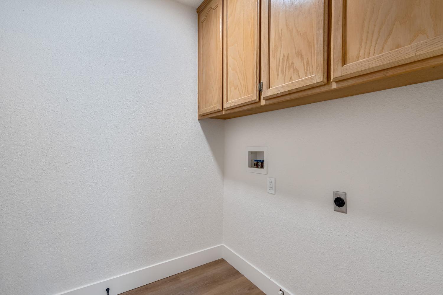 Detail Gallery Image 27 of 39 For 7621 Suncove Lane, Sacramento,  CA 95828 - 3 Beds | 2 Baths