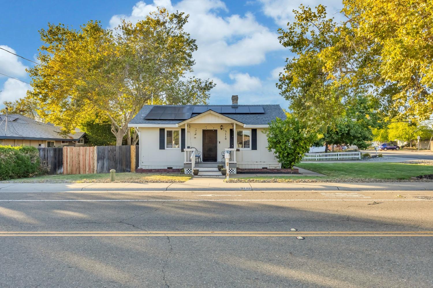 Detail Gallery Image 6 of 36 For 5110 Grove St, Rocklin,  CA 95677 - 2 Beds | 1 Baths