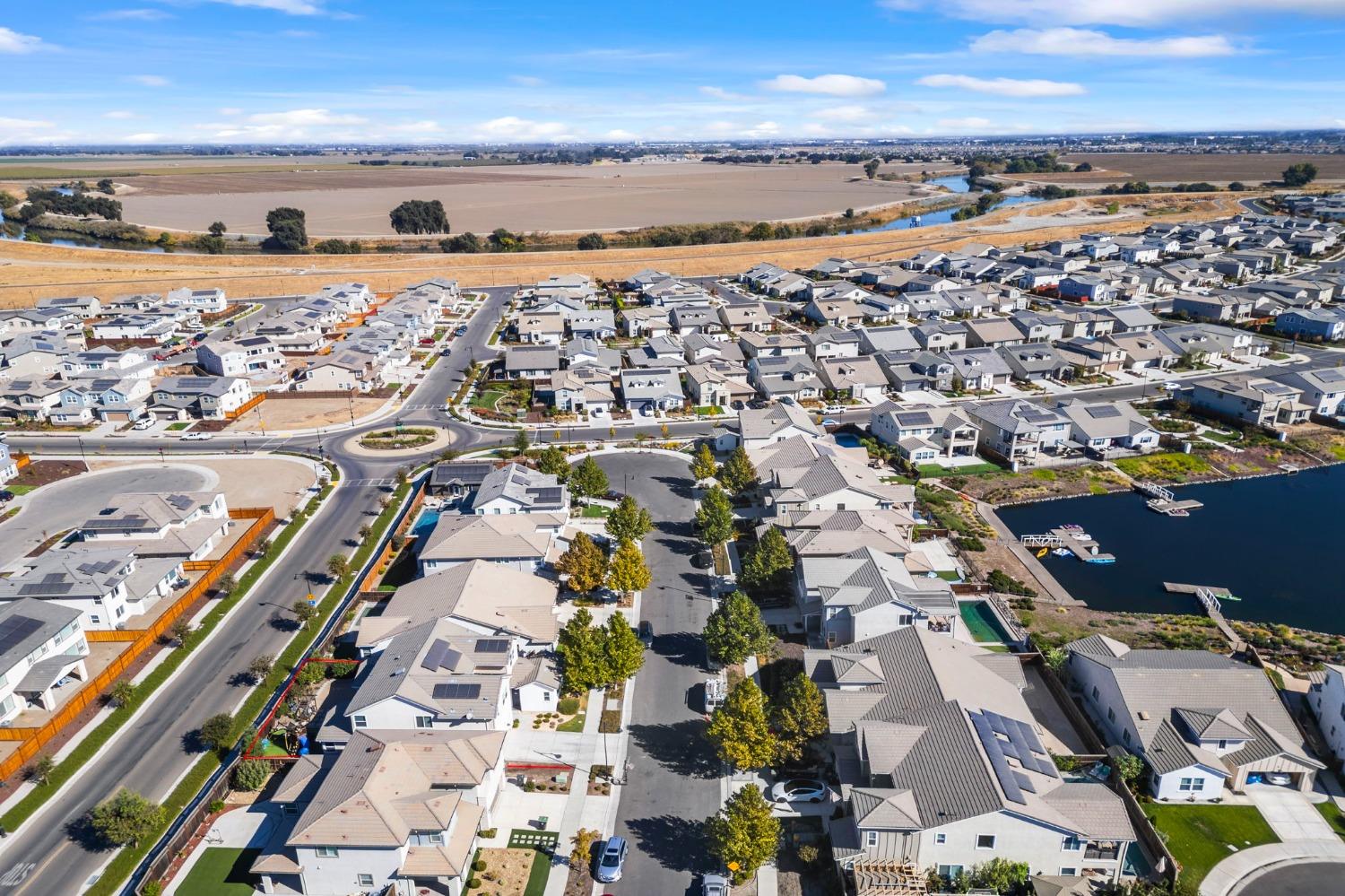 Detail Gallery Image 66 of 68 For 17147 Kestrel Ct, Lathrop,  CA 95330 - 5 Beds | 4/1 Baths