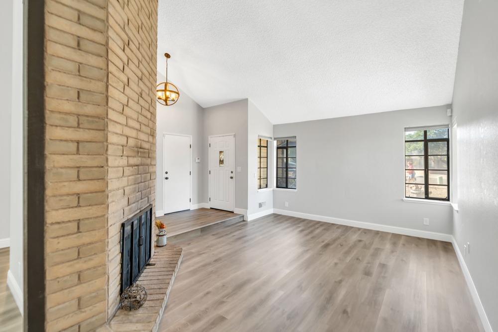 Detail Gallery Image 9 of 37 For 10 Limited Ct, Sacramento,  CA 95823 - 3 Beds | 2/1 Baths