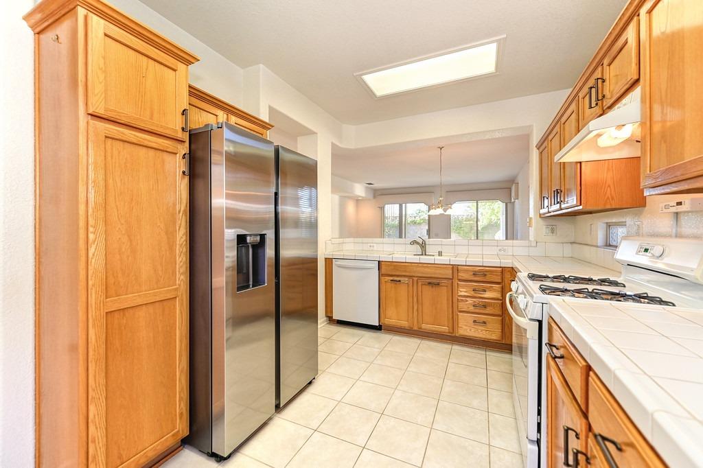 Detail Gallery Image 9 of 29 For 1621 Hackberry Ln, Lincoln,  CA 95648 - 2 Beds | 2 Baths