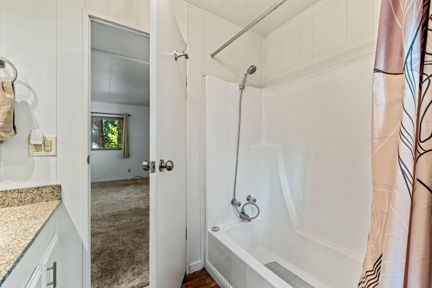 Detail Gallery Image 31 of 53 For 14 Wendy Circle, Grass Valley,  CA 95945 - 2 Beds | 2 Baths