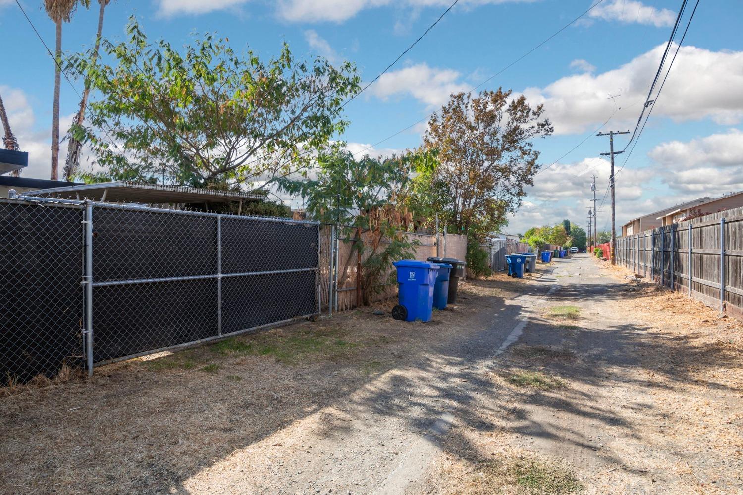 Detail Gallery Image 36 of 37 For 64 Dean Way, Folsom,  CA 95630 - 2 Beds | 1/1 Baths