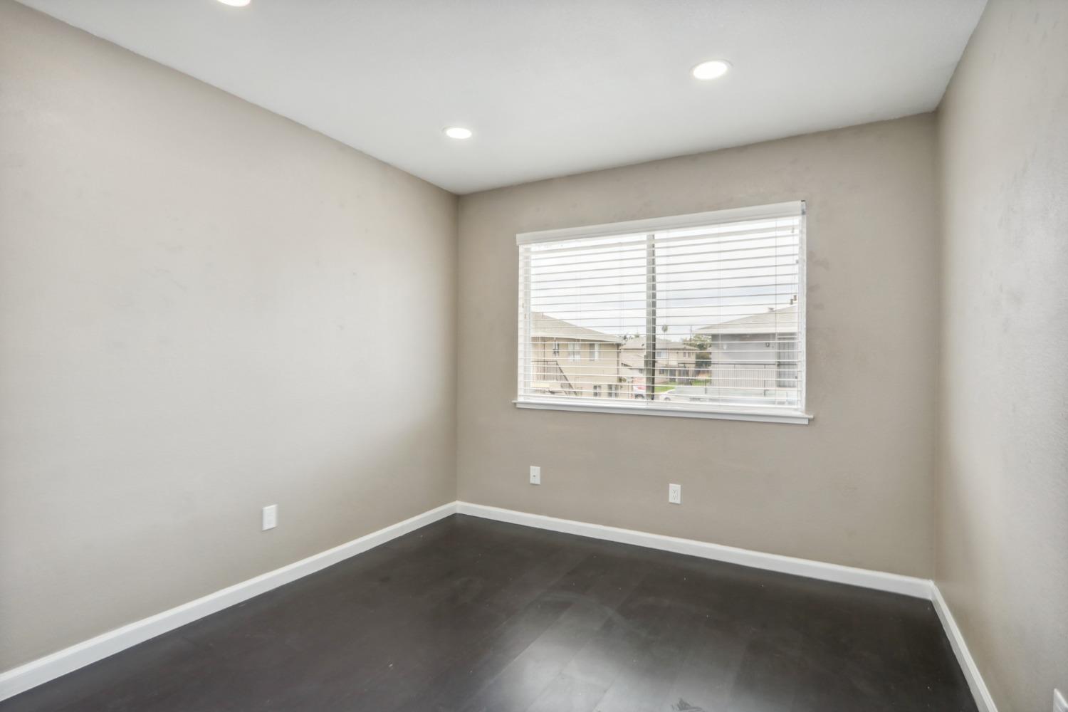 Detail Gallery Image 16 of 27 For 4415 Calandria St #4,  Stockton,  CA 95207 - 2 Beds | 1 Baths