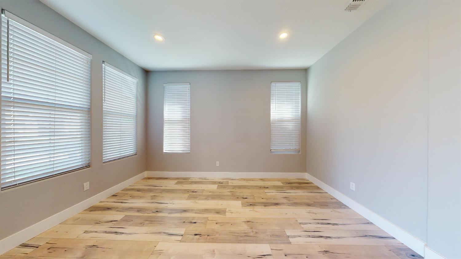 Detail Gallery Image 31 of 56 For 9154 Torino Way, Sacramento,  CA 95829 - 3 Beds | 2 Baths