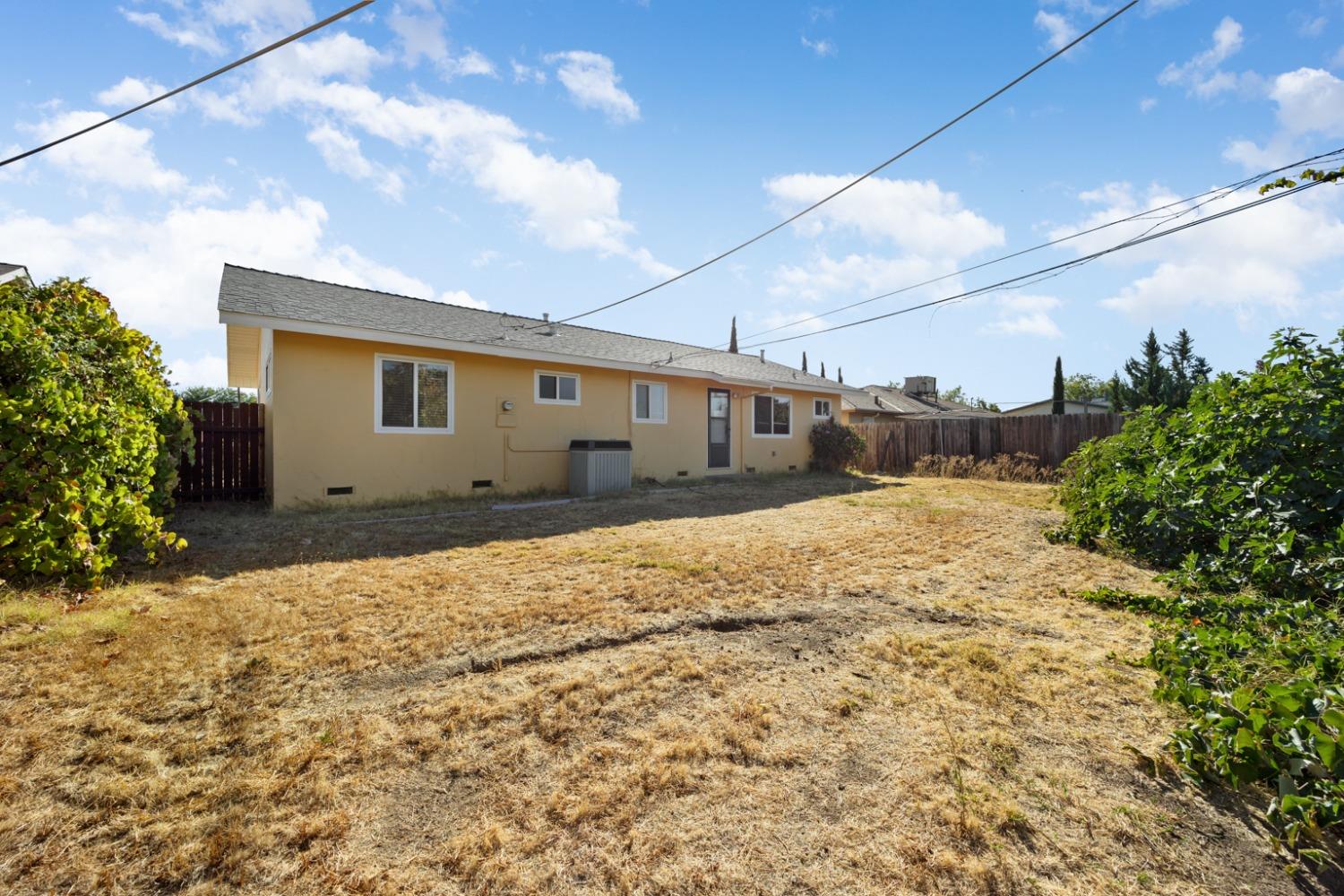 Detail Gallery Image 24 of 30 For 7129 Thomas Dr, North Highlands,  CA 95660 - 3 Beds | 1/1 Baths