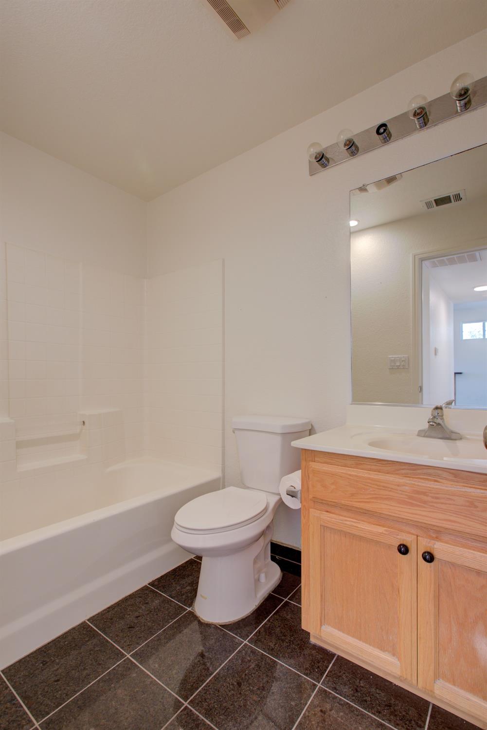 Detail Gallery Image 22 of 51 For 632 Helen Dr, Turlock,  CA 95382 - 3 Beds | 2 Baths