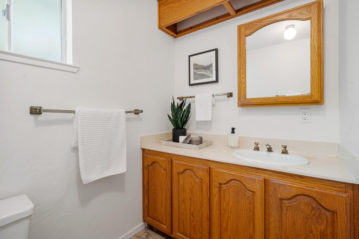 Detail Gallery Image 16 of 20 For 58 46th St, Sacramento,  CA 95819 - 3 Beds | 2 Baths