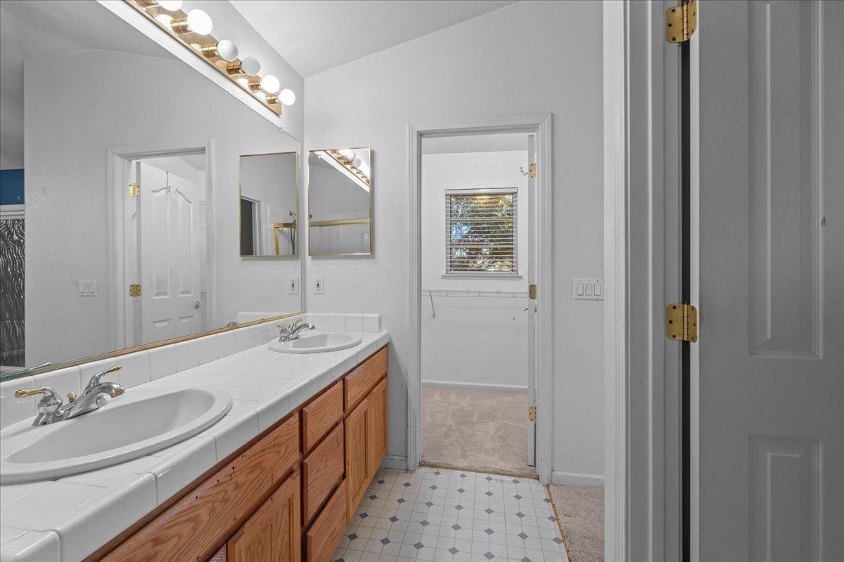 Detail Gallery Image 25 of 44 For 5331 Eddy Ct, Rocklin,  CA 95765 - 3 Beds | 2/1 Baths