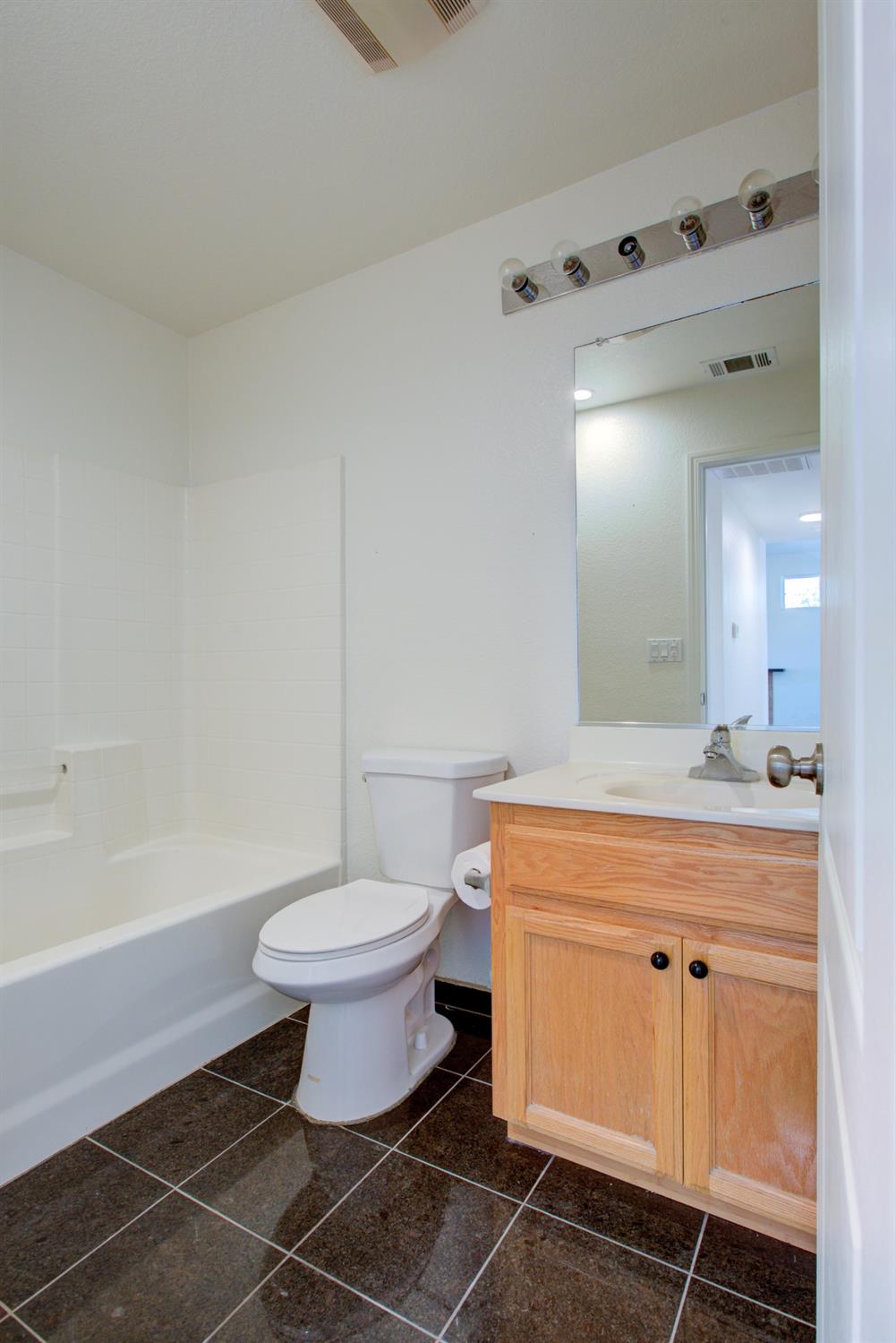 Detail Gallery Image 25 of 51 For 632 Helen Dr, Turlock,  CA 95382 - 3 Beds | 2 Baths