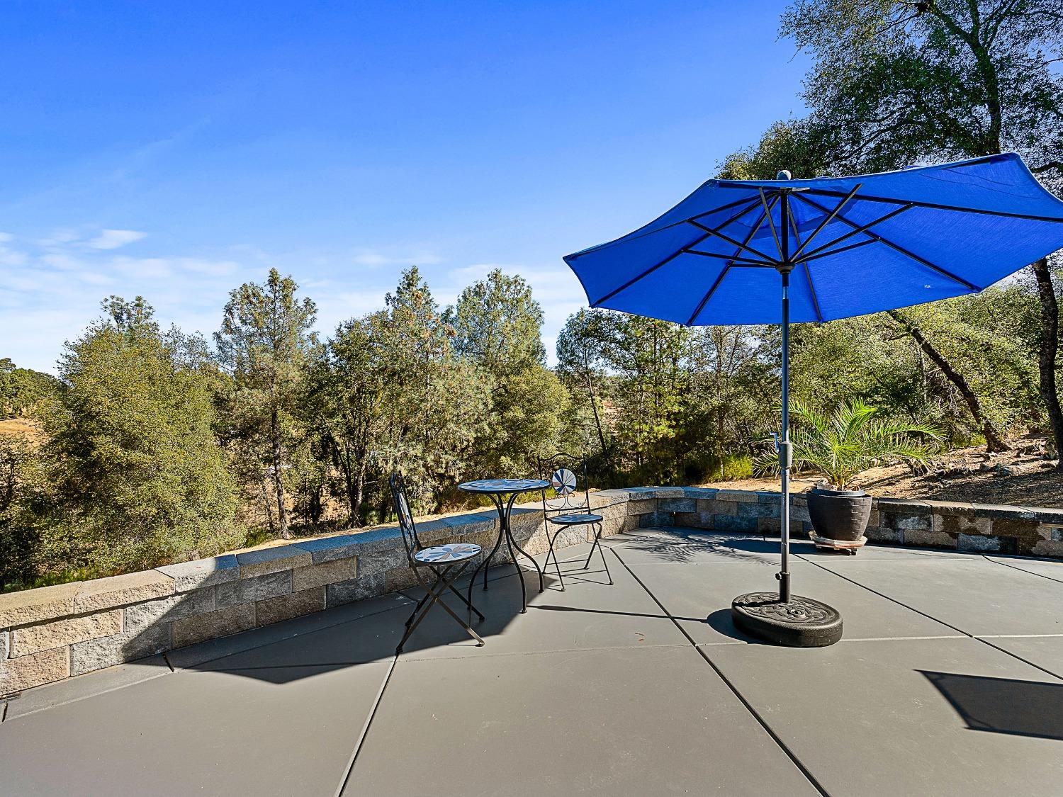 Detail Gallery Image 38 of 52 For 3102 Squirrel Hollow Rd, Somerset,  CA 95684 - 3 Beds | 3/1 Baths