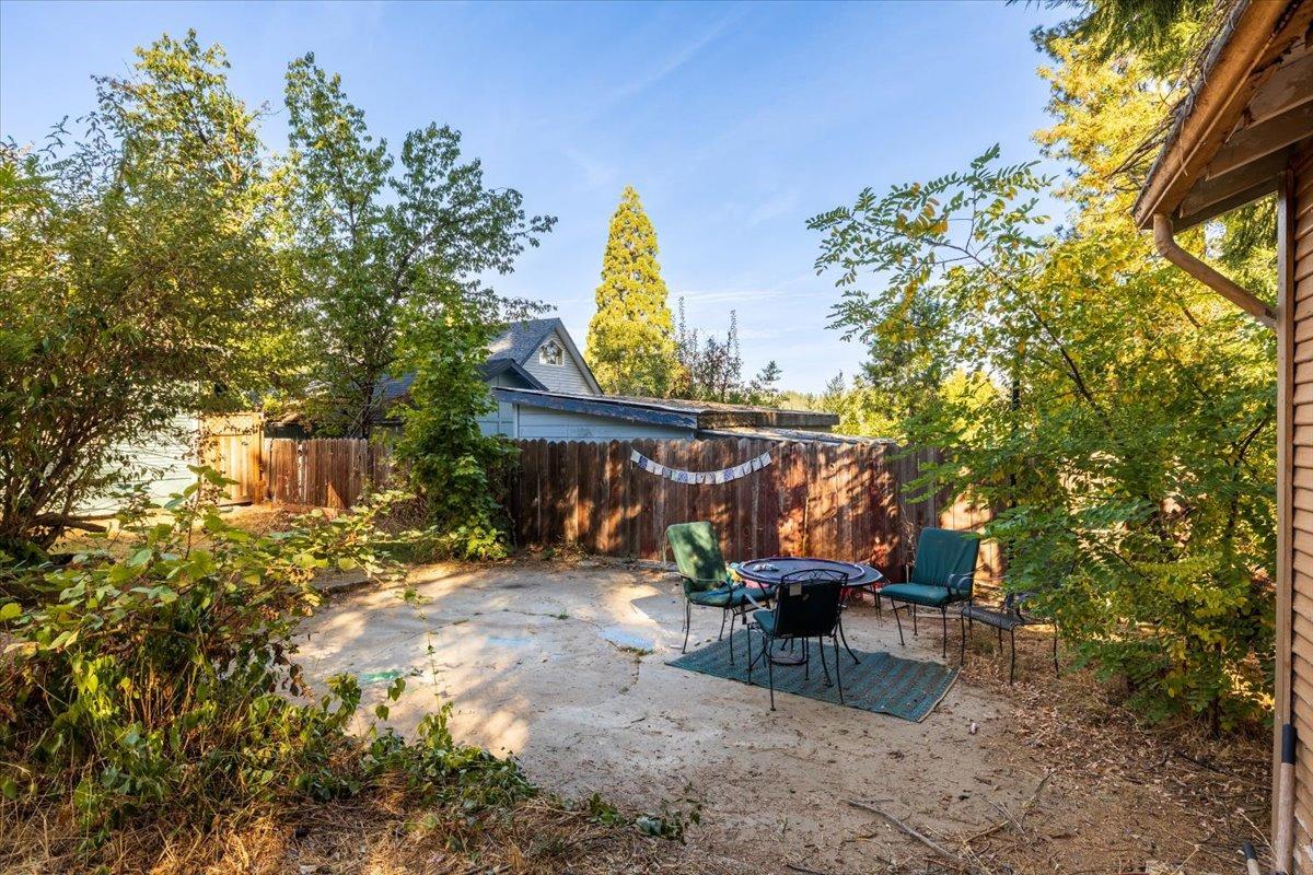 Detail Gallery Image 18 of 28 For 170 Lucas, Grass Valley,  CA 95945 - 3 Beds | 1 Baths