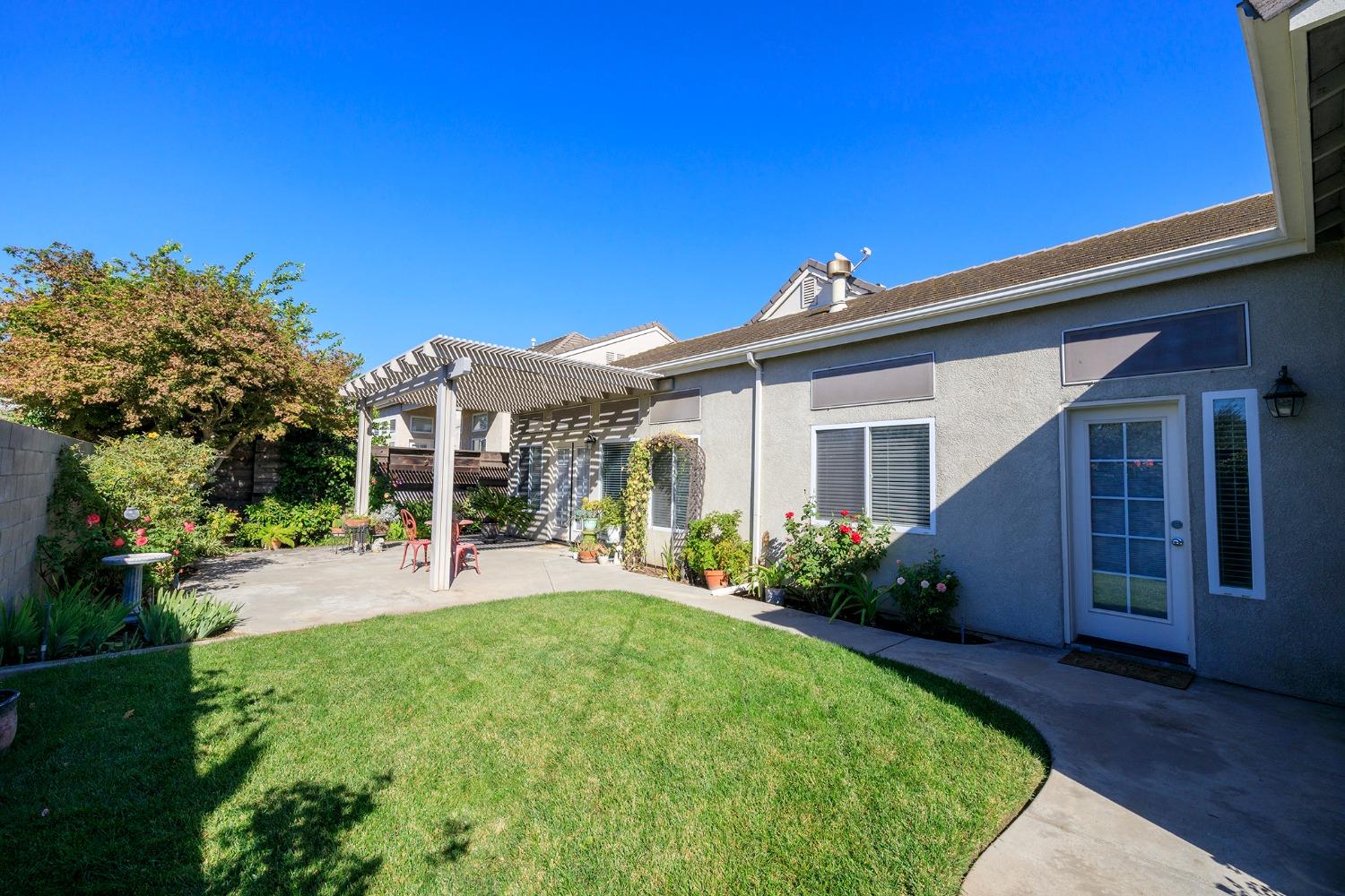 Detail Gallery Image 42 of 44 For 1805 New Chesham Ct, Modesto,  CA 95355 - 3 Beds | 2 Baths