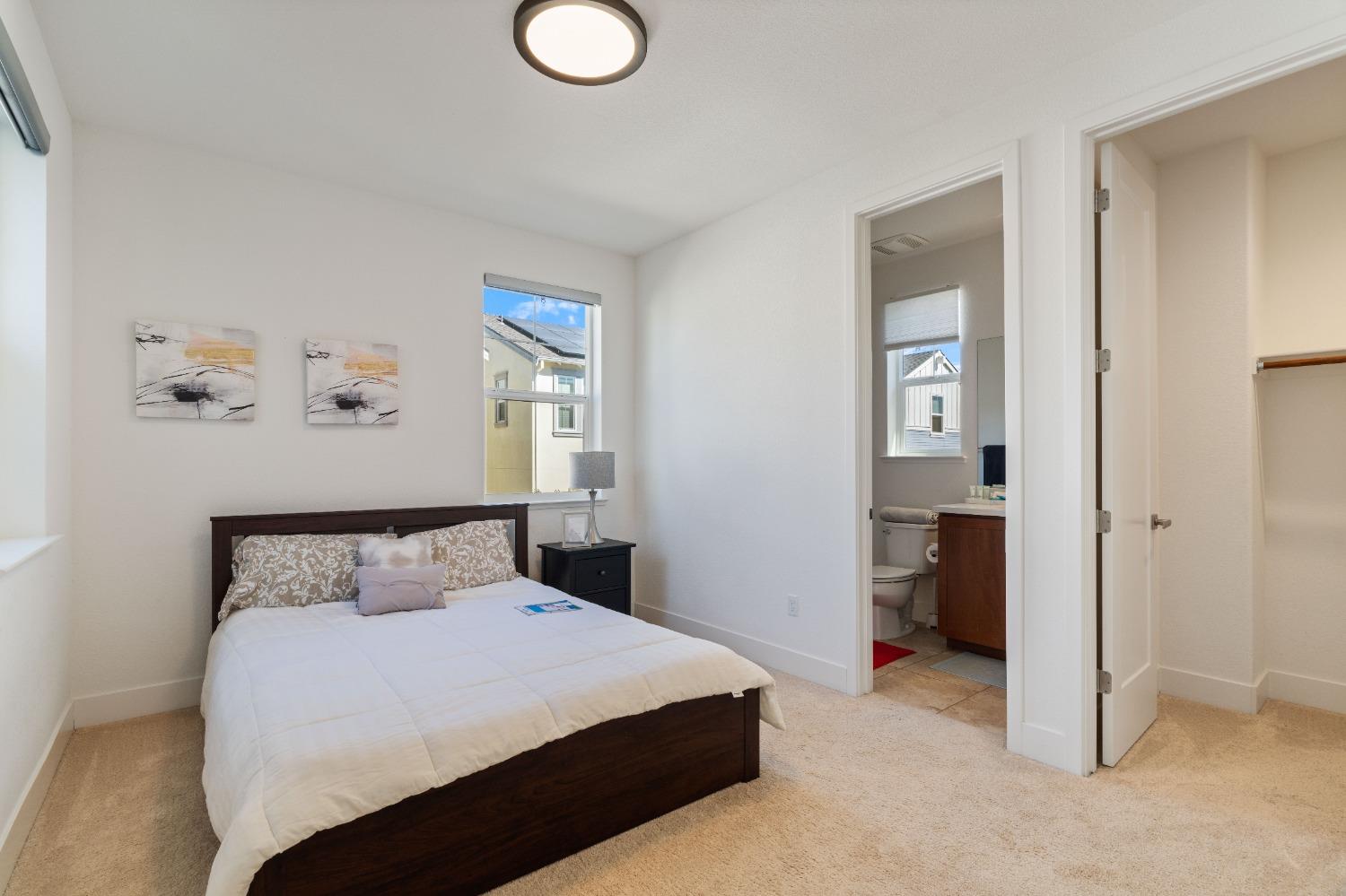 Detail Gallery Image 27 of 49 For 2100 Carbondale Cir, Dublin,  CA 94568 - 3 Beds | 3/1 Baths