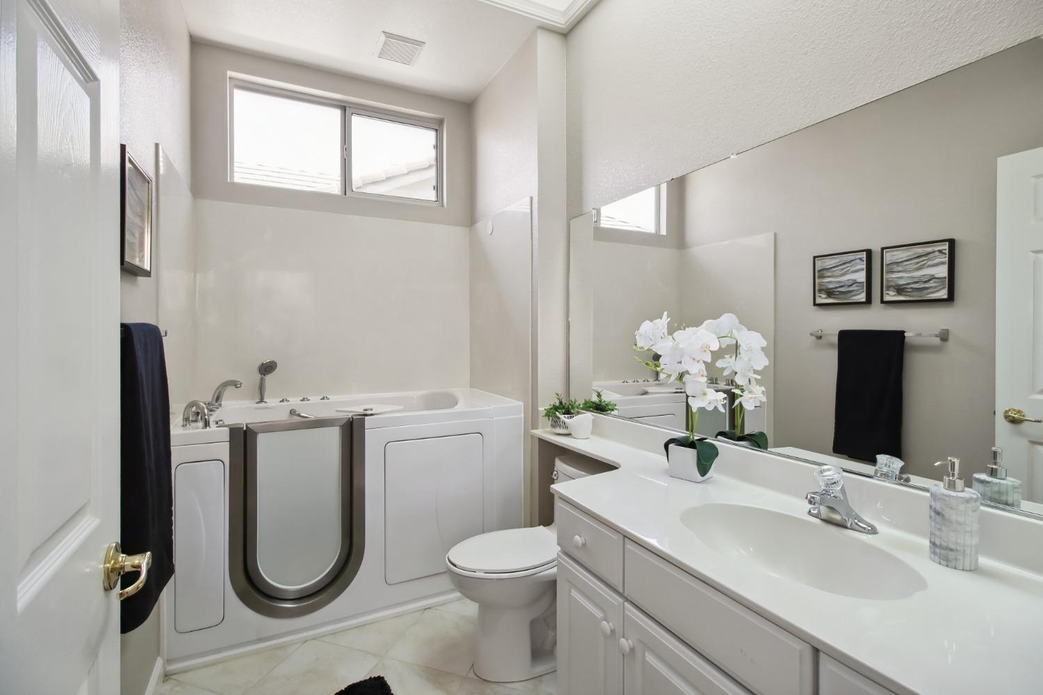 Detail Gallery Image 37 of 56 For 5345 Dreamgarden Loop, Roseville,  CA 95747 - 3 Beds | 2 Baths