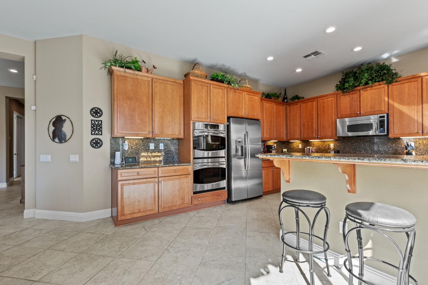 Detail Gallery Image 28 of 38 For 2136 Land End Loop, Roseville,  CA 95747 - 3 Beds | 2 Baths