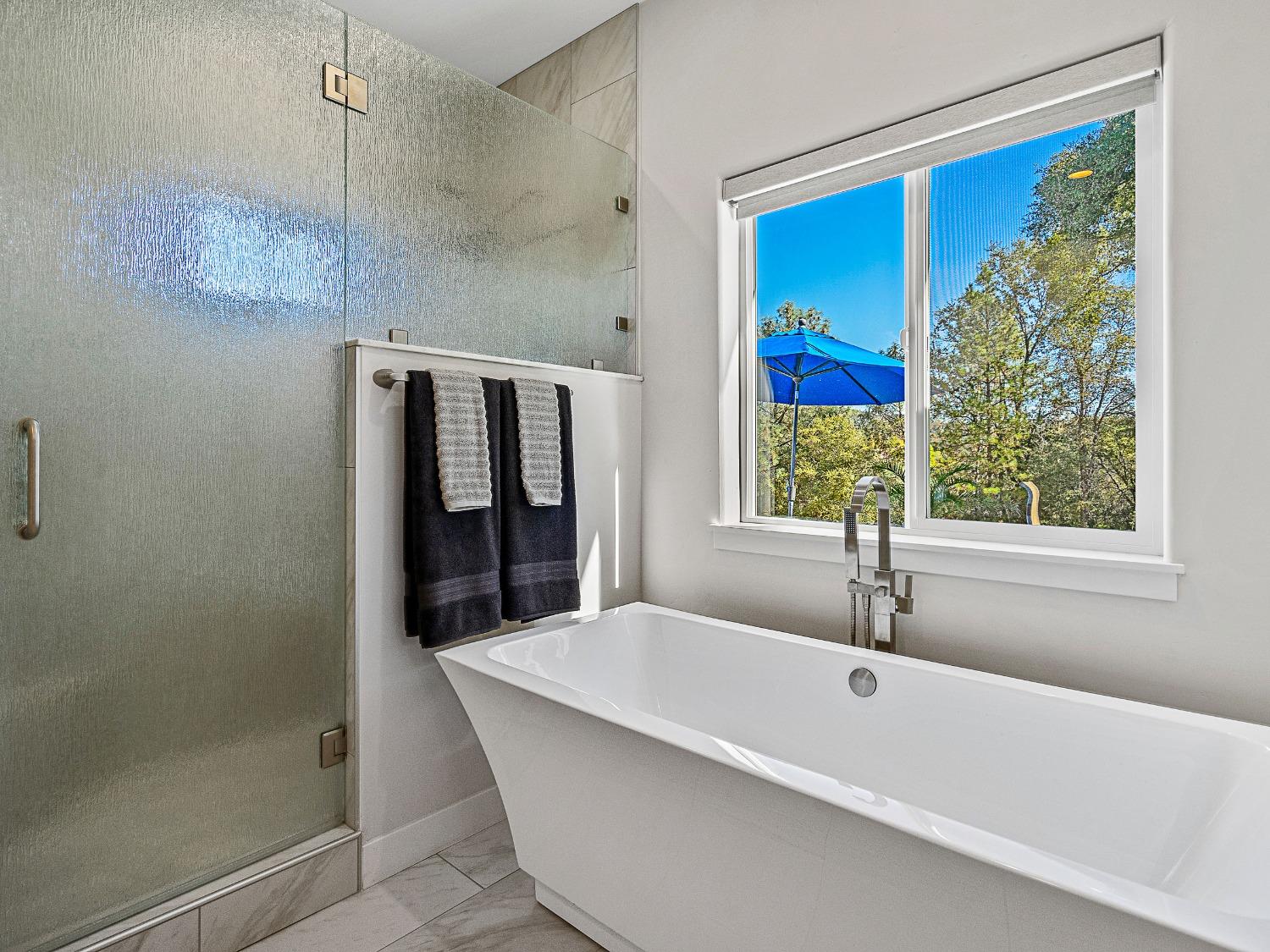 Detail Gallery Image 20 of 52 For 3102 Squirrel Hollow Rd, Somerset,  CA 95684 - 3 Beds | 3/1 Baths