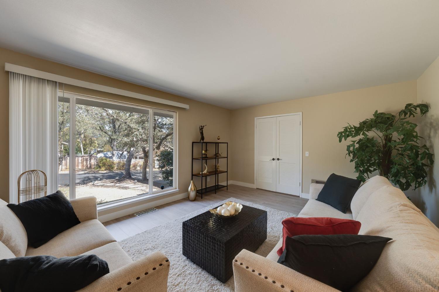 Detail Gallery Image 7 of 63 For 2680 Willowdale Dr, El Dorado Hills,  CA 95762 - 4 Beds | 2 Baths