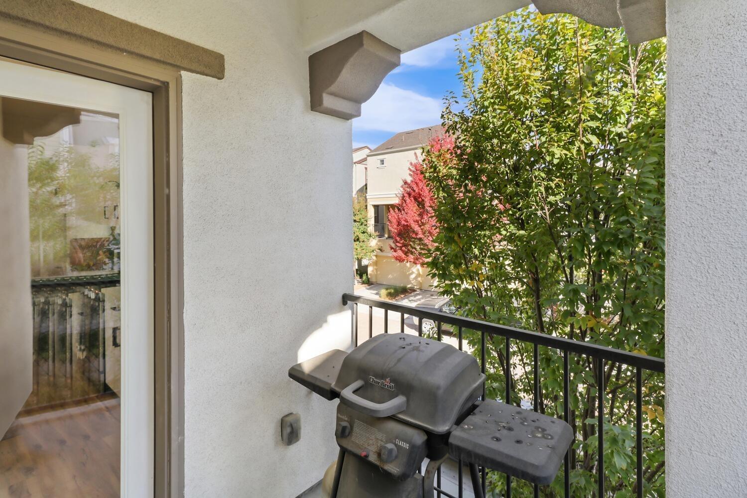 Detail Gallery Image 17 of 31 For 2678 Cleat Ln #11,  Sacramento,  CA 95818 - 2 Beds | 2 Baths