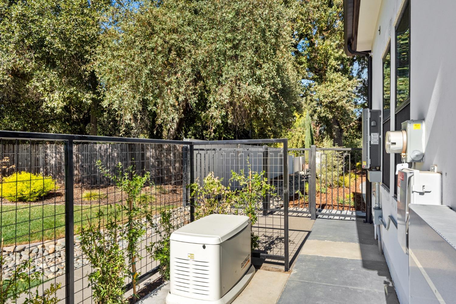 Detail Gallery Image 99 of 99 For 1811 Ladino Rd, Sacramento,  CA 95864 - 6 Beds | 6/2 Baths