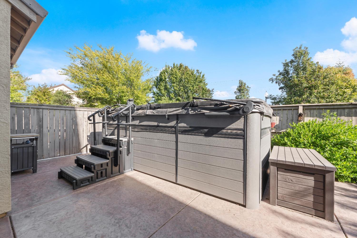 Detail Gallery Image 39 of 58 For 103 Talmont Cir, Roseville,  CA 95678 - 3 Beds | 2/1 Baths