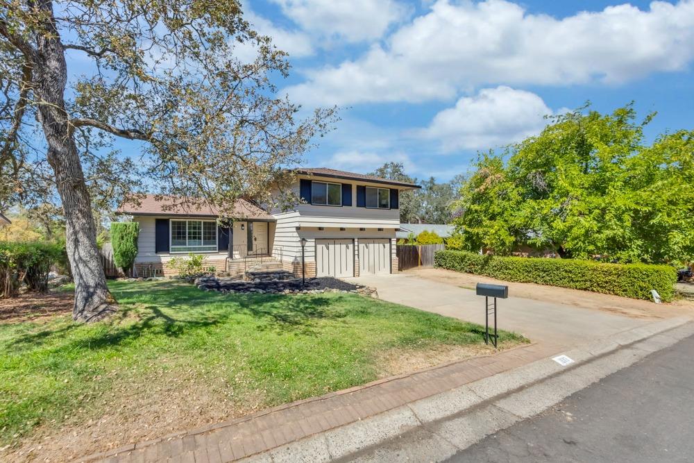 Detail Gallery Image 50 of 64 For 1013 Emerald Hills Ct, El Dorado Hills,  CA 95762 - 4 Beds | 2 Baths