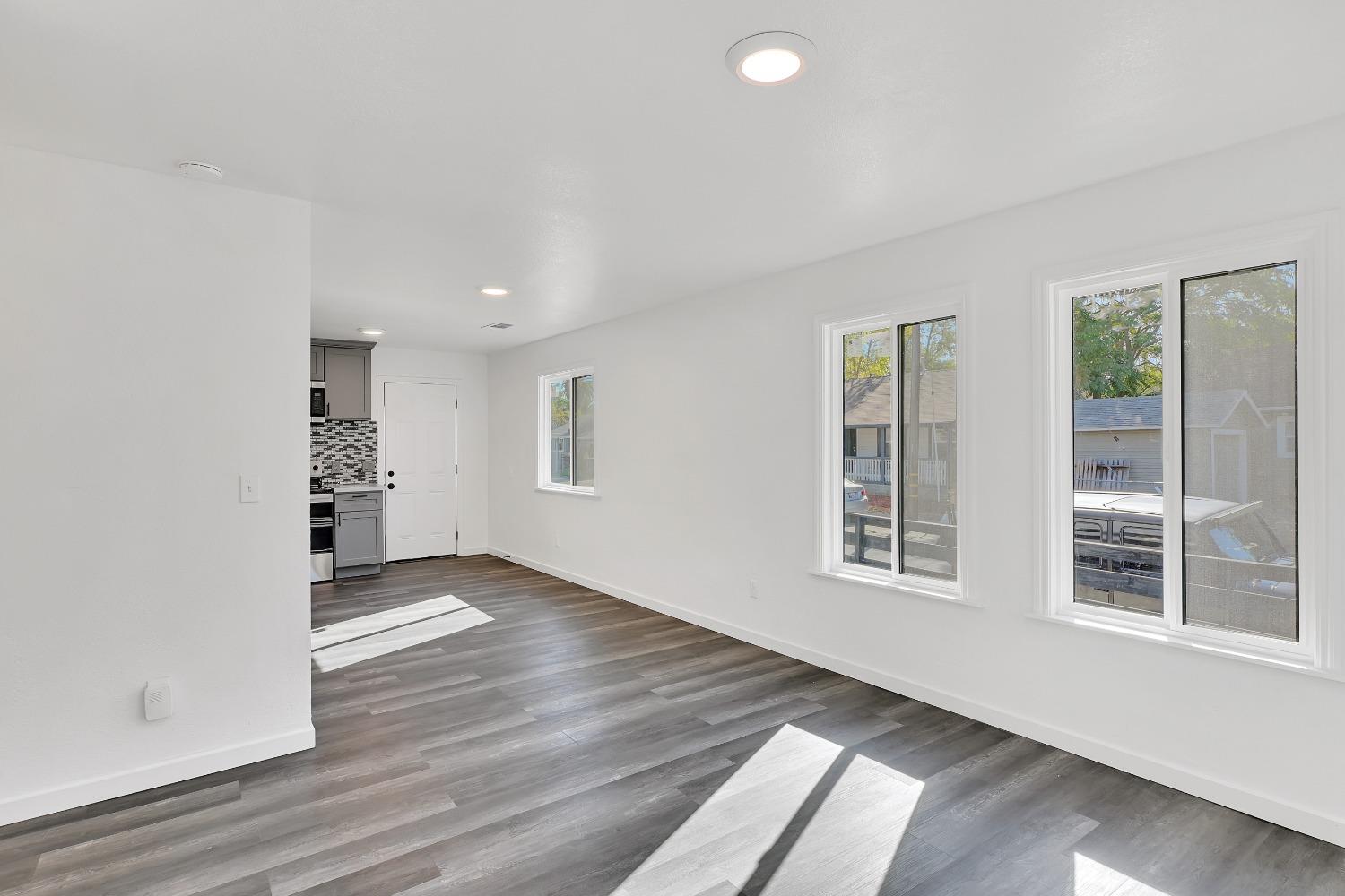 Detail Gallery Image 18 of 33 For 3221 San Jose Way, Sacramento,  CA 95817 - 2 Beds | 1 Baths