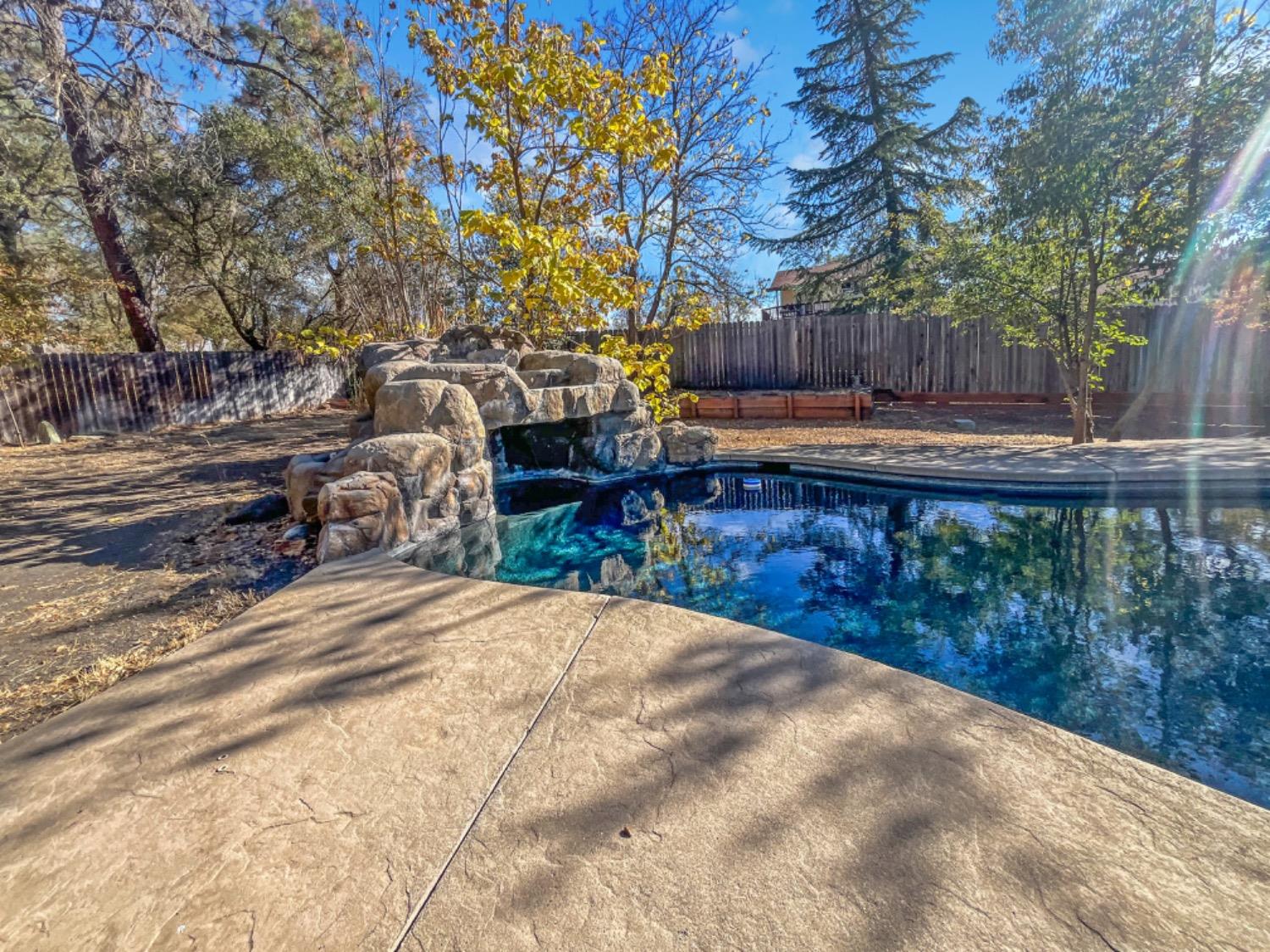 Detail Gallery Image 22 of 27 For 4680 Grass Valley Hwy, Auburn,  CA 95602 - 3 Beds | 2 Baths