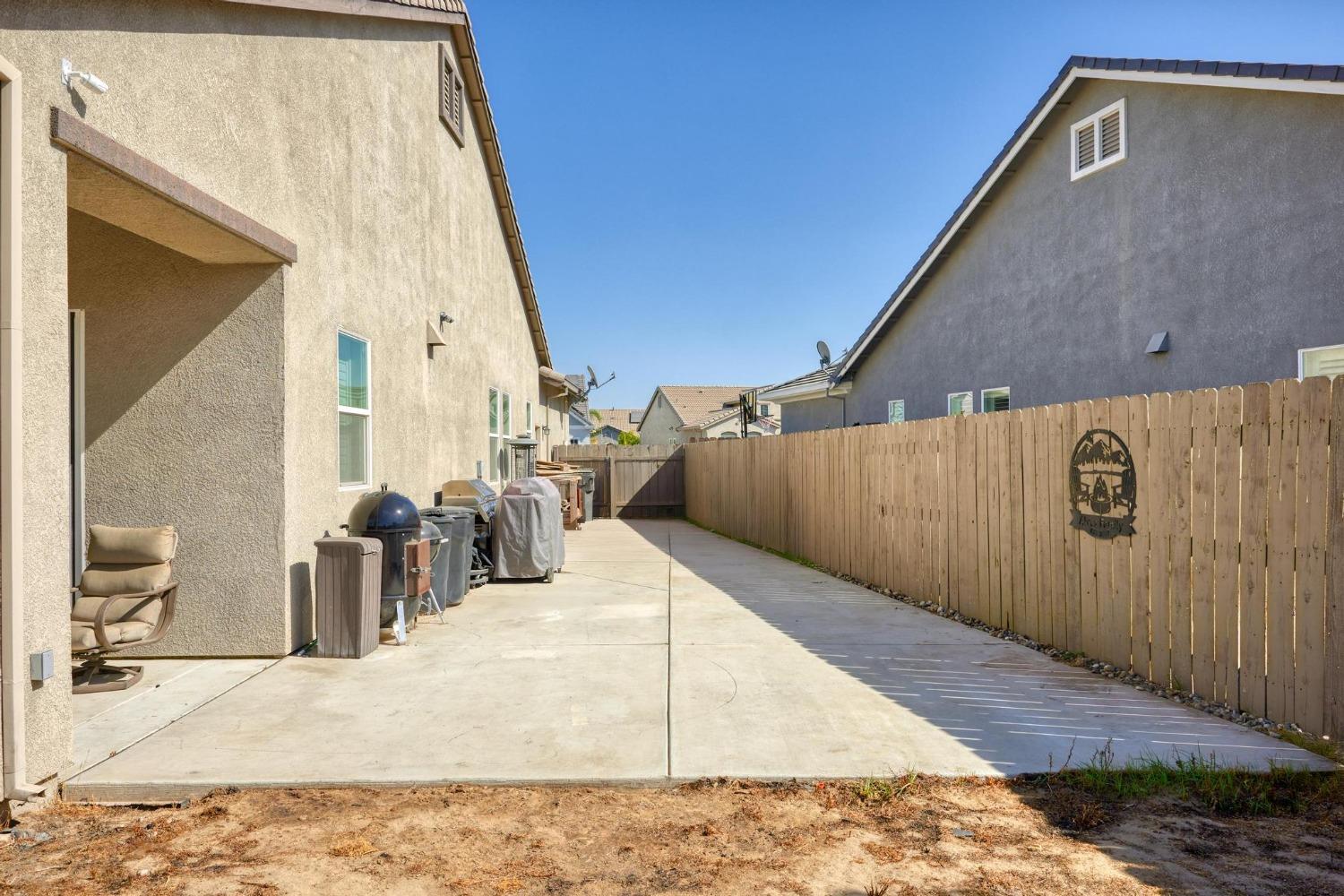 Detail Gallery Image 43 of 45 For 2357 Veramonte, Manteca,  CA 95337 - 4 Beds | 3/1 Baths