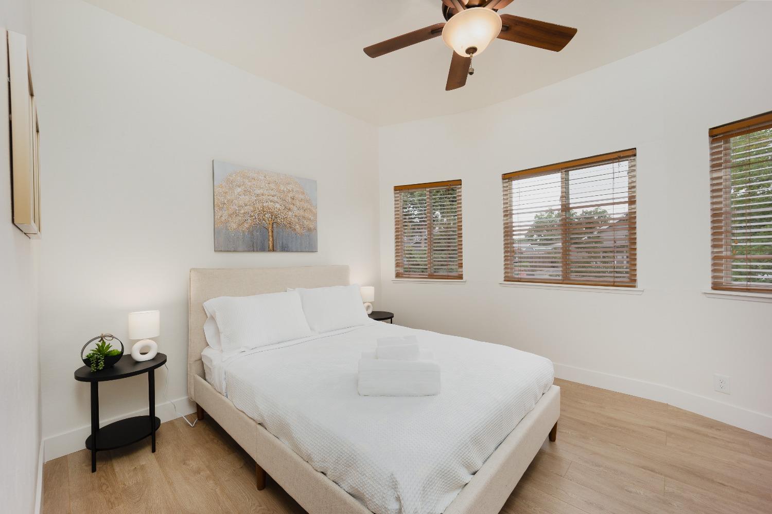 Detail Gallery Image 15 of 30 For 520 Main St, Roseville,  CA 95678 - 2 Beds | 2 Baths