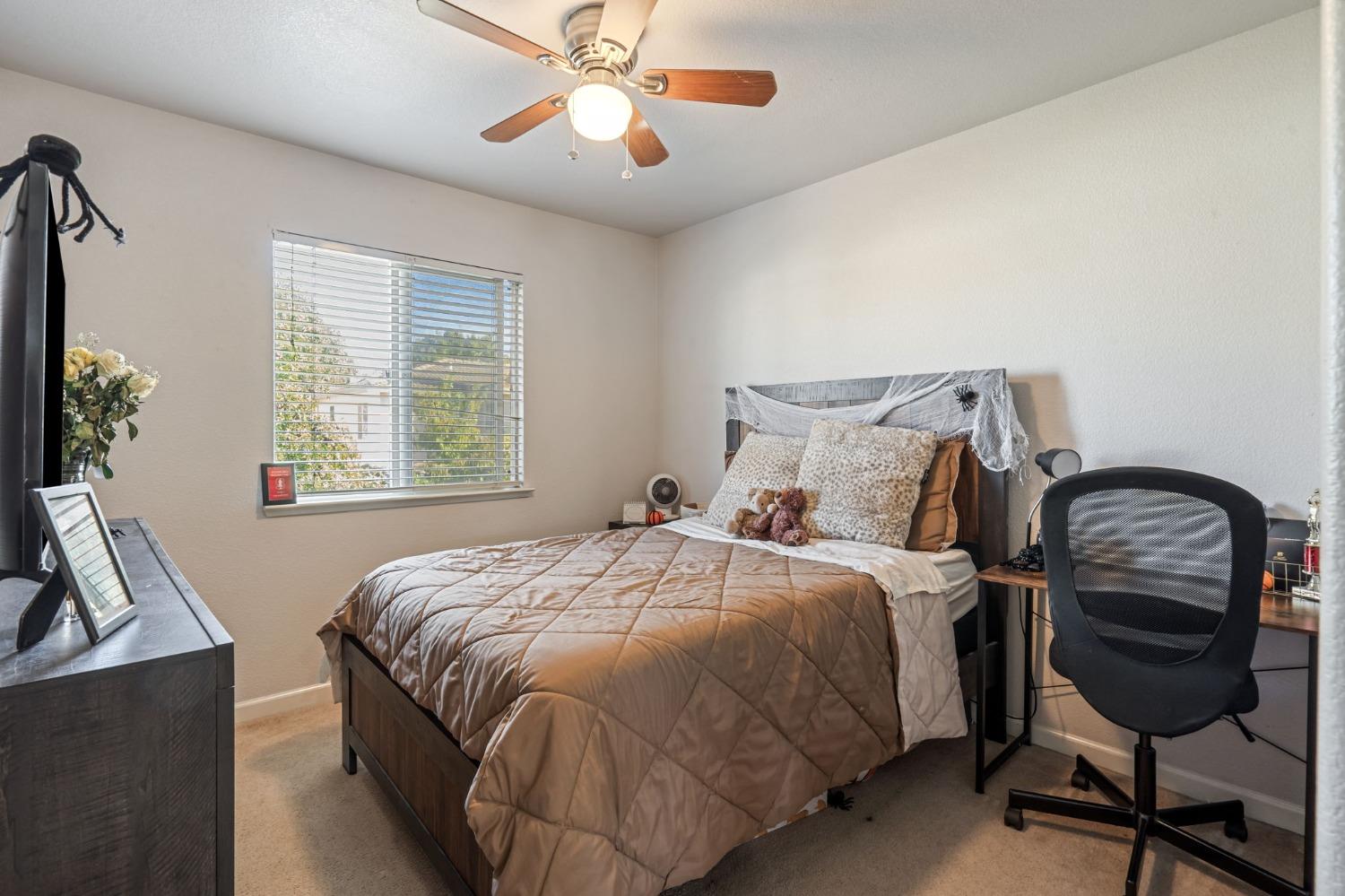 Detail Gallery Image 27 of 49 For 24 Sabre Ct, Sacramento,  CA 95835 - 4 Beds | 3 Baths