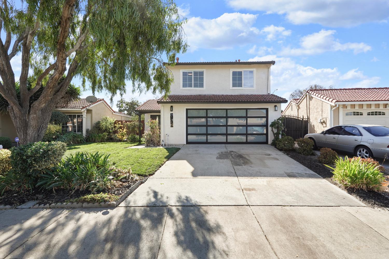 Detail Gallery Image 1 of 45 For 33050 Calistoga St, Union City,  CA 94587 - 4 Beds | 3/1 Baths