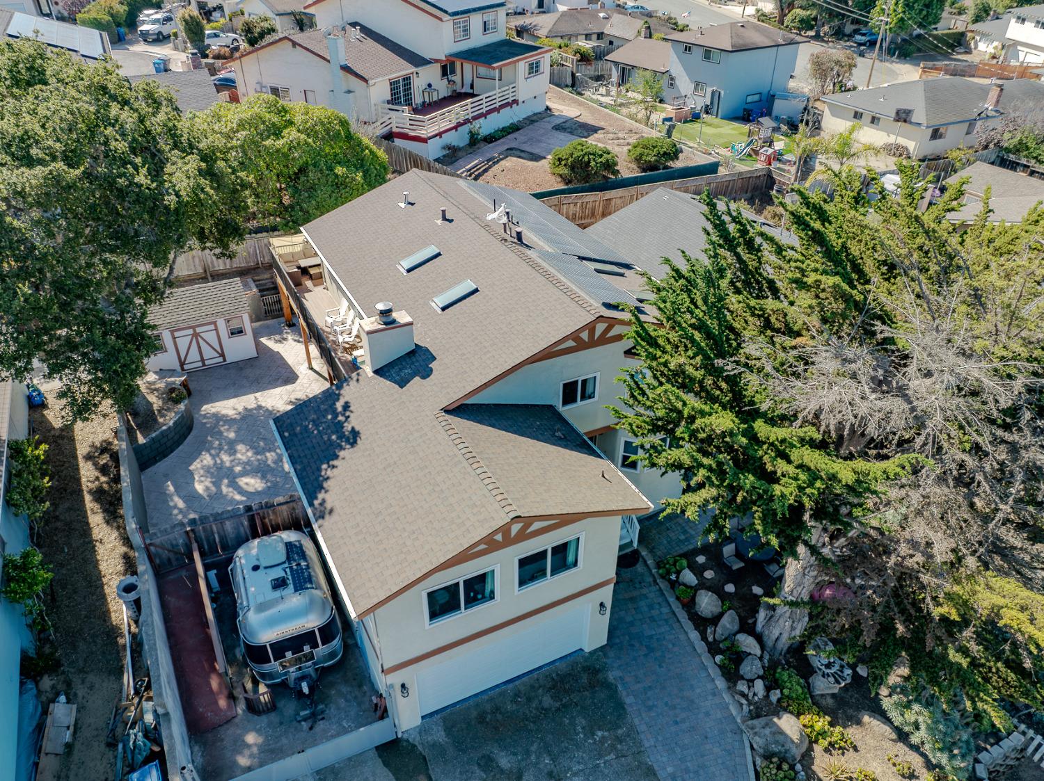 Detail Gallery Image 5 of 49 For 1660 Sierra Ave, Seaside,  CA 93955 - 6 Beds | 4 Baths