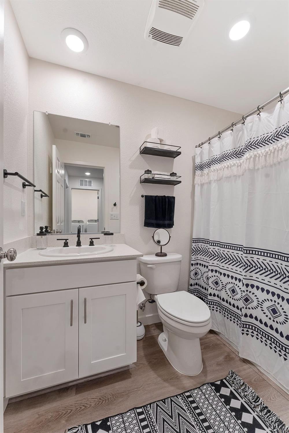 Detail Gallery Image 20 of 29 For 3014 Magical Walk, Sacramento,  CA 95835 - 3 Beds | 2/1 Baths