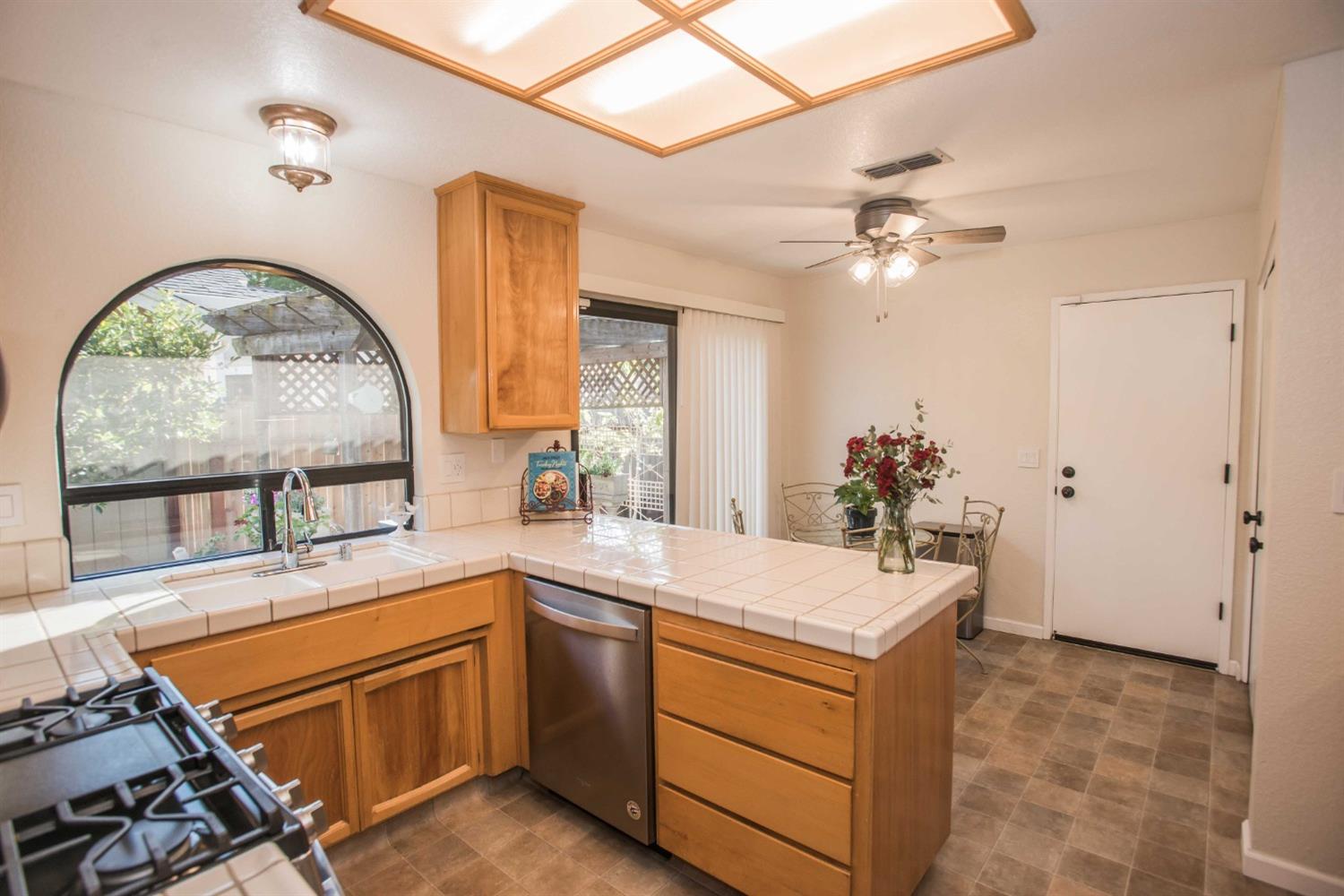 Detail Gallery Image 21 of 68 For 8216 Northam Dr, Antelope,  CA 95843 - 3 Beds | 2 Baths